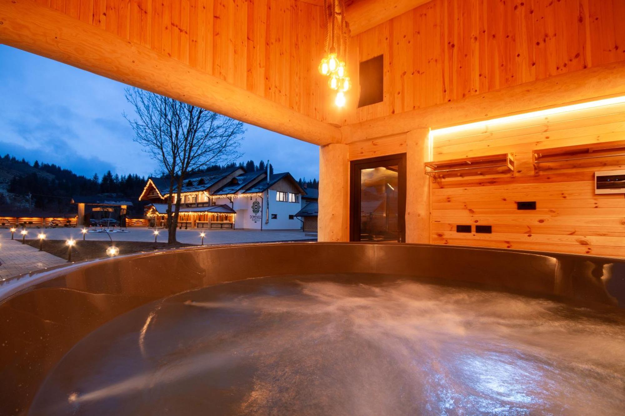 Domeniul Nordului Bucovlna Hotel Вама Екстериор снимка