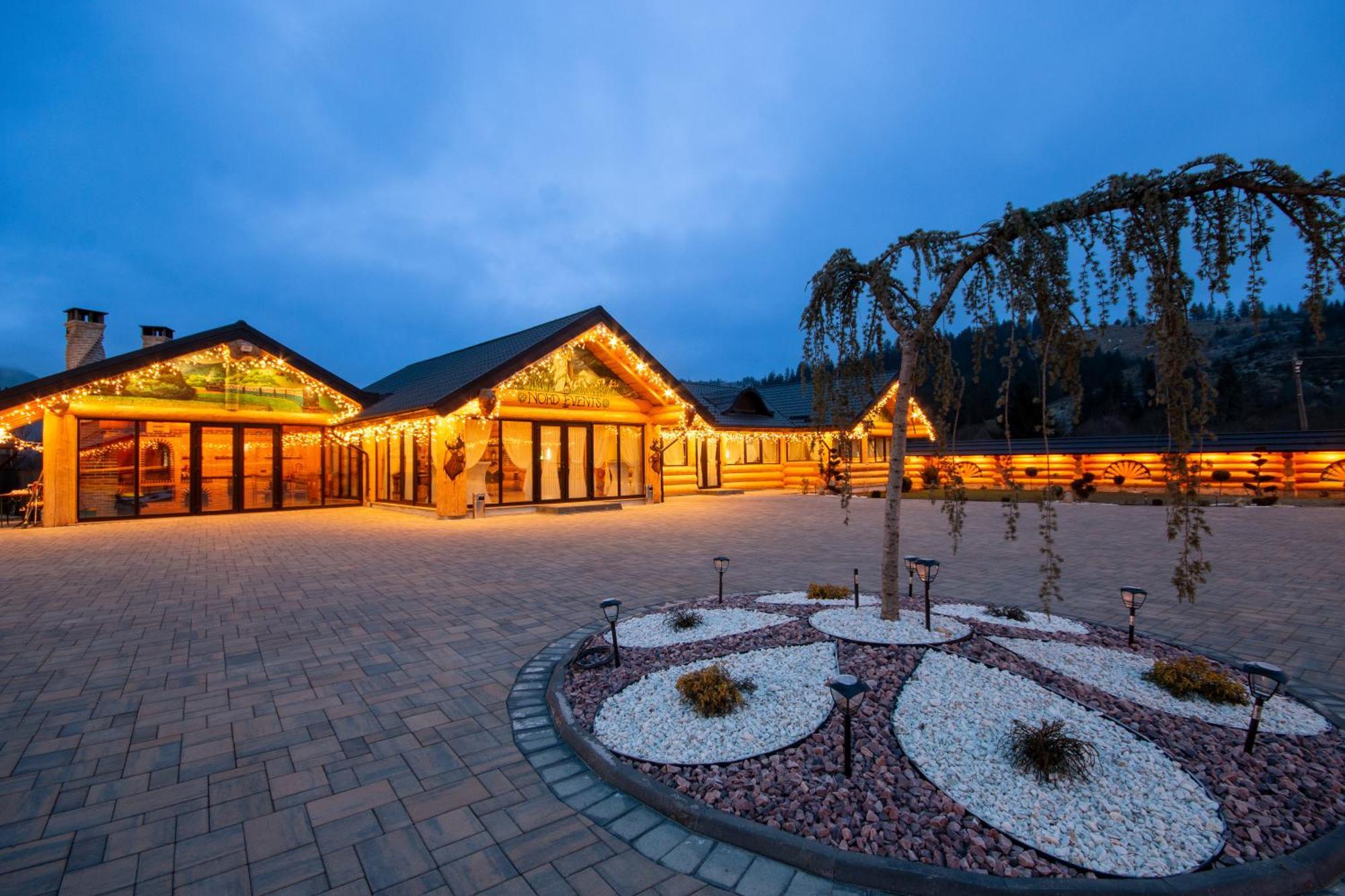 Domeniul Nordului Bucovlna Hotel Вама Екстериор снимка